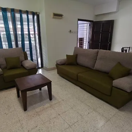 3Room 10Pax Sr Landed Comfy 5 Star Sofa&Bed 4 Parking Seri Kembangan Exterior photo