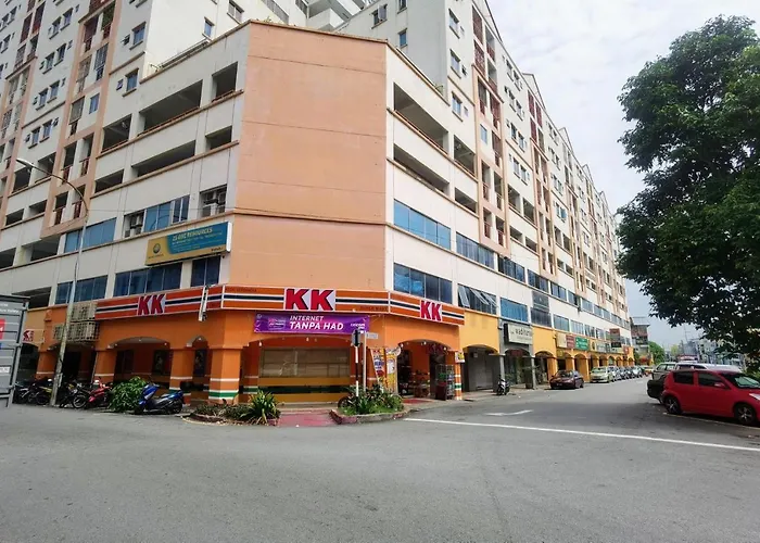 3Room 10Pax Sr Landed Comfy 5 Star Sofa&Bed 4 Parking